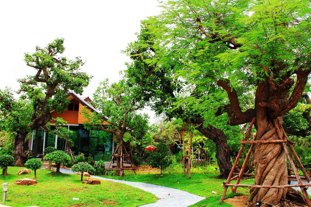 Taman Resort Phitsanulok Luaran gambar