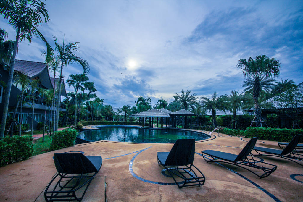 Taman Resort Phitsanulok Luaran gambar